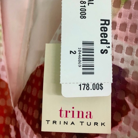 𝗧𝗿𝗶𝗻𝗮 𝗧𝘂𝗿𝗸 𝗙𝗹𝗼𝗿𝗮𝗹 𝗗𝗿𝗲𝘀𝘀 - Picture 3 of 3